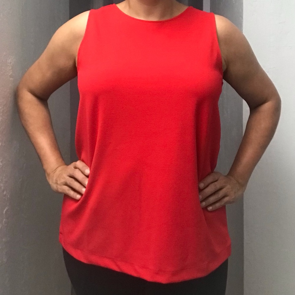 Banana republic top in red. Size Large.